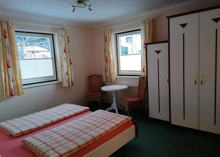 Haus Bielefeld Апартаменты *