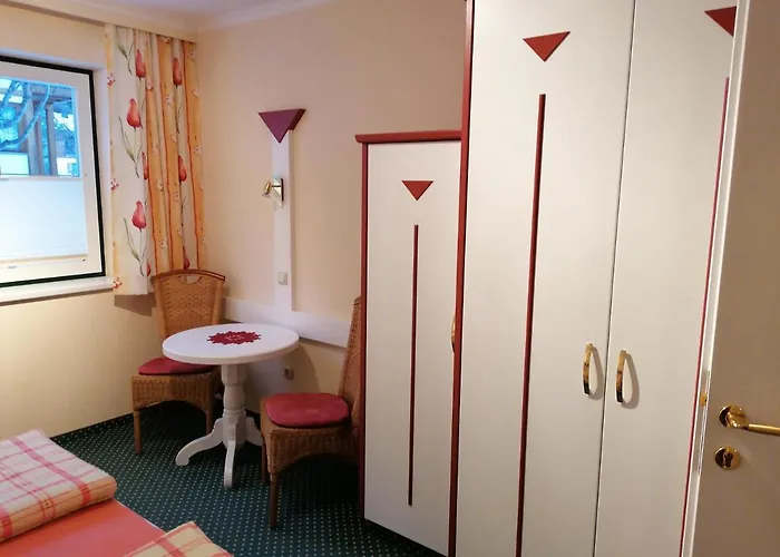 Haus Bielefeld Апартаменты *